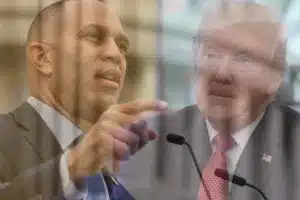 Hakeem Jeffries and Donald Trump are both visible in this composite image. The image is related to recent political events, specifically a government shutdown and a series of AI-generated videos posted by Trump that were condemned by Jeffries as racist. Photo: Telesur.
