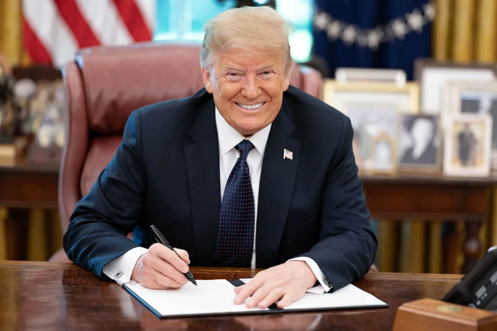 US President Donald Trump in Oval Office. Photo: rawpixel.com.