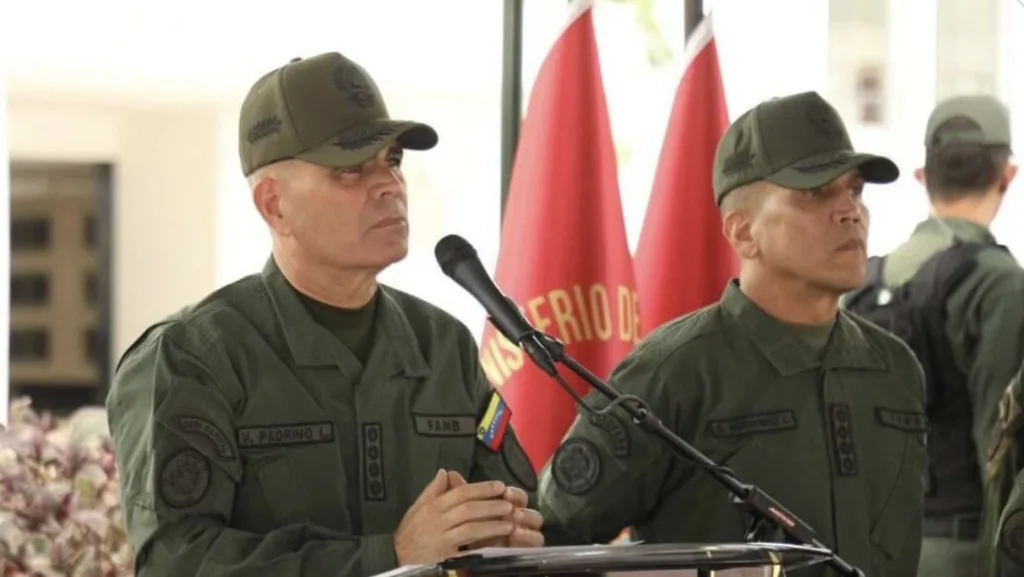 Venezuelan Defense Minister Vladimir Padrino LĂłpez at the launch of the Independence 200 military drills. Photo: Correo del Orinoco.