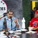 President Nicolás Maduro speaking at the 8 Raíces de Mecedores Commune on October 20, 2025. Photo: Instagram/@partidopsuvsucreccs.