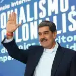 Venezuelan President Nicolas Maduro saluting the delegates' participation in the International Conference "Colonialism, Neocolonialism, and the Territorial Dispossession of the Western Empire" held in Caracas on Friday, October 3, 2025. Photo: Correo del Orinoco.