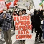 People in Peru rally in favor of Pedro Castillo. Photo: Voz de America.