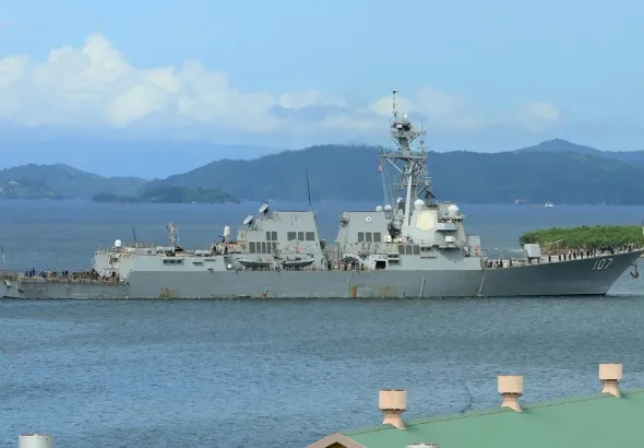 US Navy destroyer USS Gravely arriving in Port of Spain, Trinidad and Tobago, on October 26, 2025. Photo: EFE/Karla Ramoo.