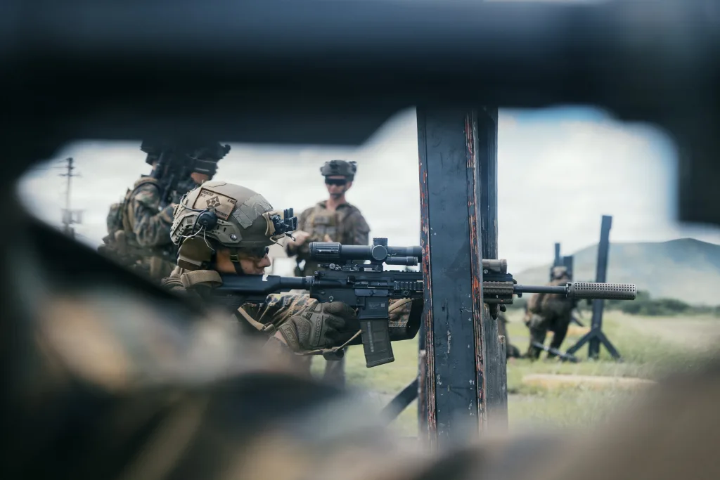 A US Marine belonging to the 22nd Marine Expeditionary Unit fires an M27 infantry automatic rifle during a live-fire range at Camp Santiago, Puerto Rico. Photo: X/@Southcom.