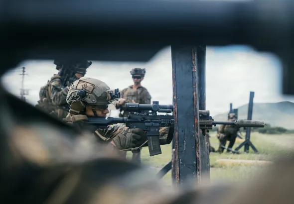 A US Marine belonging to the 22nd Marine Expeditionary Unit fires an M27 infantry automatic rifle during a live-fire range at Camp Santiago, Puerto Rico. Photo: X/@Southcom.