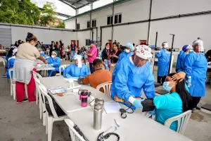 Venezuelan migrants arriving on flight 85 of the Return to the Homeland Plan, November 13, 2025, receiving comprehensive attention upon arrival in Venezuela. Photo: IG/@minjusticia_ve.
