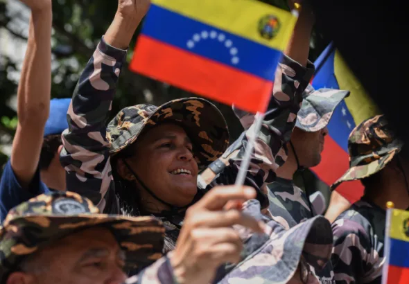 Members of the Bolivar militia participated in a national special military exercise in Bolivar Square in Caracas, the capital of Venezuela, on October 4. Photo: XINHUA.
