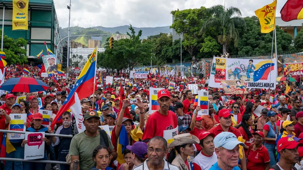 A pro-government march in Caracas, Venezuela against Donald Trump and US attacks, in Caracas in 2019. Photo: Ben Norton.