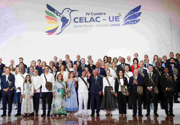 Group photo of the 4th CELAC-EU Summit held in Santa Marta, Colombia, on November 9-10, 2025. Photo: European Council.