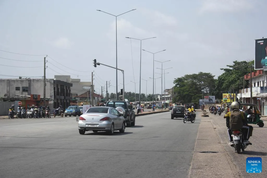 This photo taken on Dec. 7, 2025 shows a street view of Cotonou, Benin. Benin's armed forces have foiled an attempted mutiny aimed at destabilizing the state and its institutions, Minister of Interior and Public Security Alassane Seidou said in a statement on Sunday. Photo: Seraphin Zounyekpe/Xinhua.