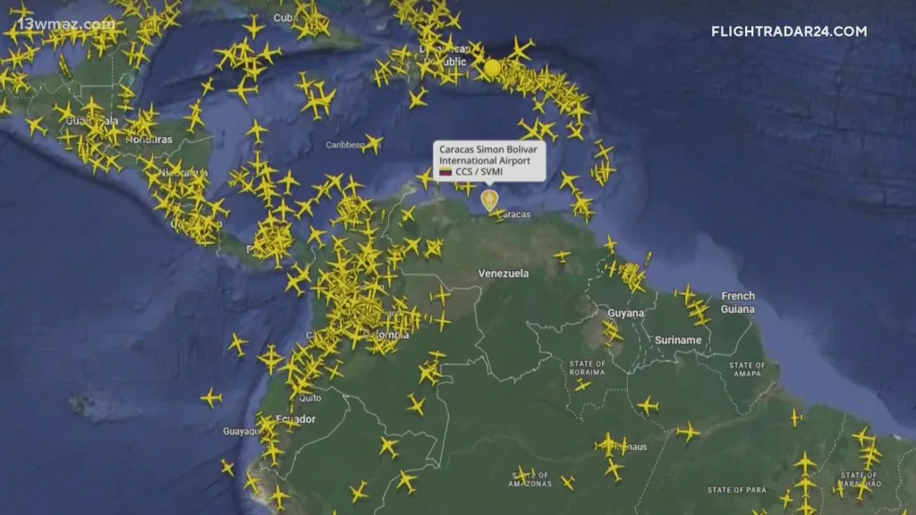 Flightradar24 live map of the Caribbean Basin and part of South America showing the reduction of flights over Venezuelan territory. Photo: 13WMAZ.