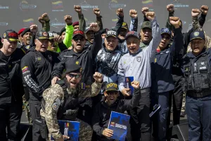 Venezuelan Interior Minister Diosdado Cabello poses with the leaders of law enforcement agencies in Caracas, on Dec. 19, 2025. Photo: Miguel Gutiérrez/EFE.