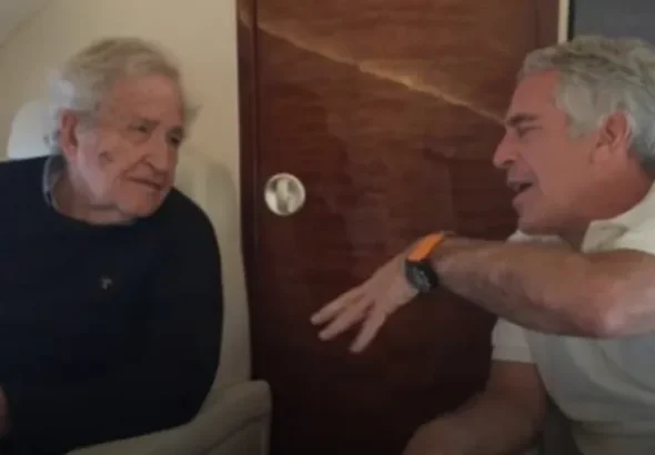 US professor Noam Chomsky pictured on a plane with Jeffrey Epstein. Photo: Epstein Estate/House Oversight/ZUMA Press Wire/Shutterstock.