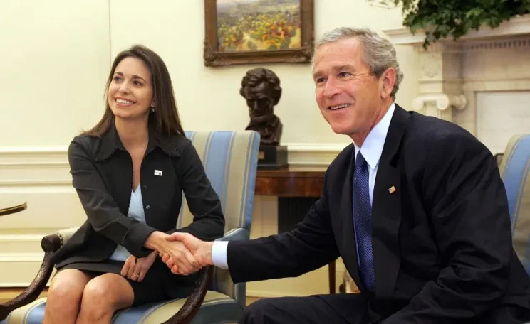 Unedited Anti-Imperialism Maria Corina Machado with George W. Bush in 2005. Photo: Unedited Anti-Imperialism/File photo.