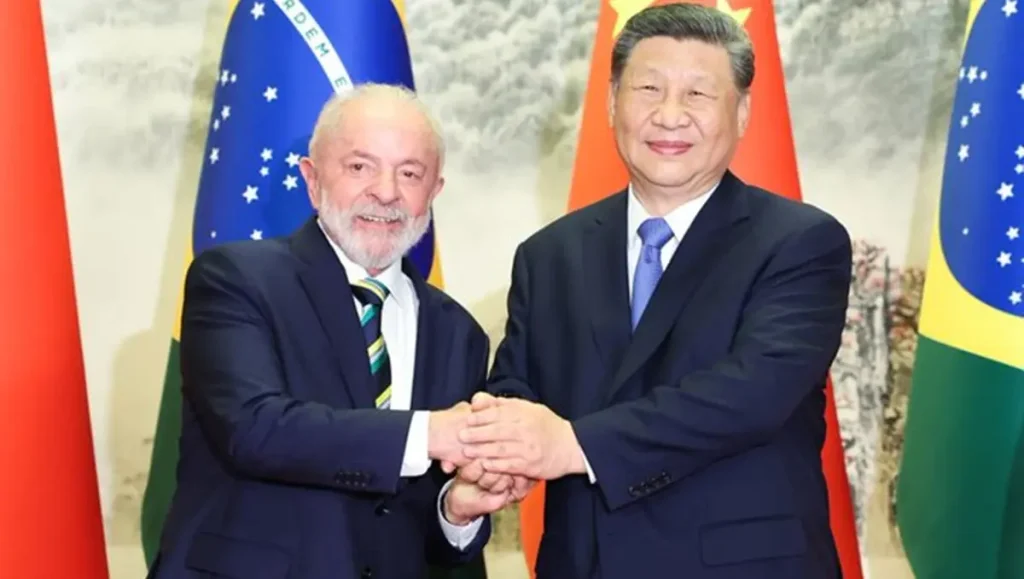 Presidents Lula da Silva (L) and Xi Jinping (R). Photo: X/ @ThiagoResiste