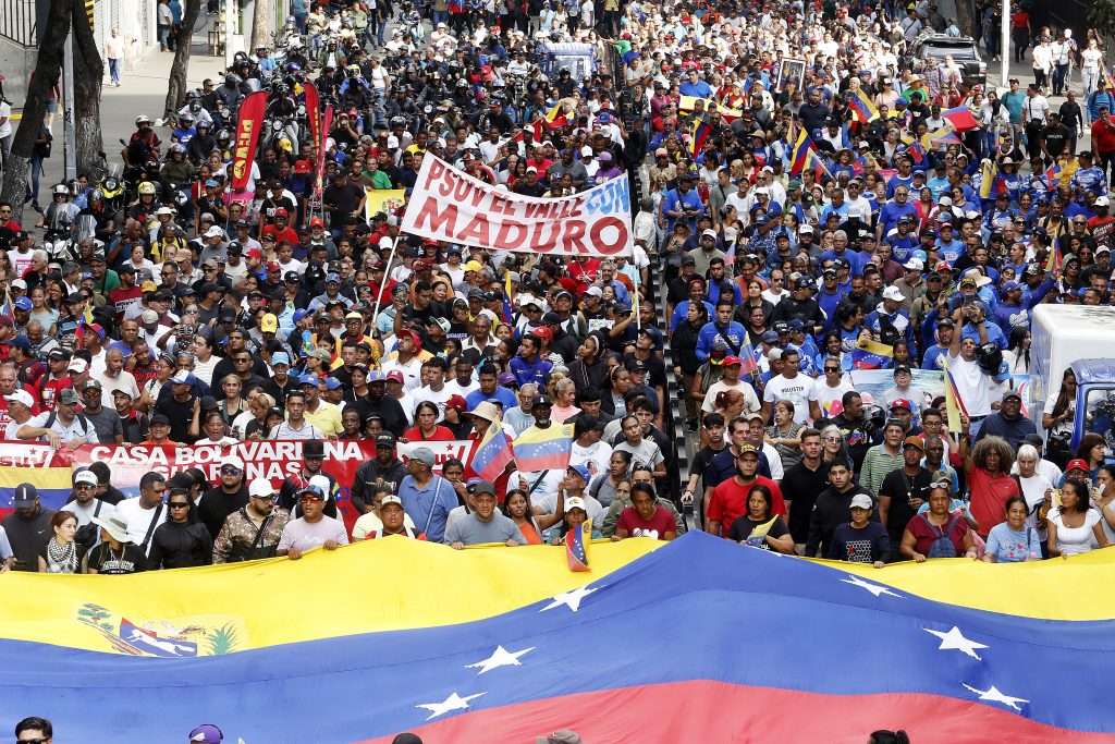 Thousands of Venezuelans demonstrated their support for President Maduro in a demonstration held in Caracas on Sunday, Jan. 4, 2025. Photo: Ultimas Noticias.