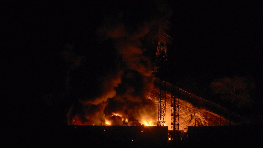 Fire at the Tiuna Fort, Venezuela's largest military complex, after US bombardment on the early morning of January 3, 2026. Photo: VCG.