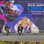 Venezuelan Foreign Minister Yvan Gil speaks at a meeting with international legal experts at the Teresa Carreño Theater in Caracas on Friday, January 16, 2026. Photo: RNV.