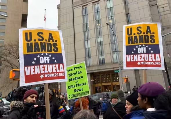 People protesting outside a courthouse, which Venezuelan President Nicolas Maduro is brought to, in New York, the United States, January 5, 2026. Photo: Xinhua.