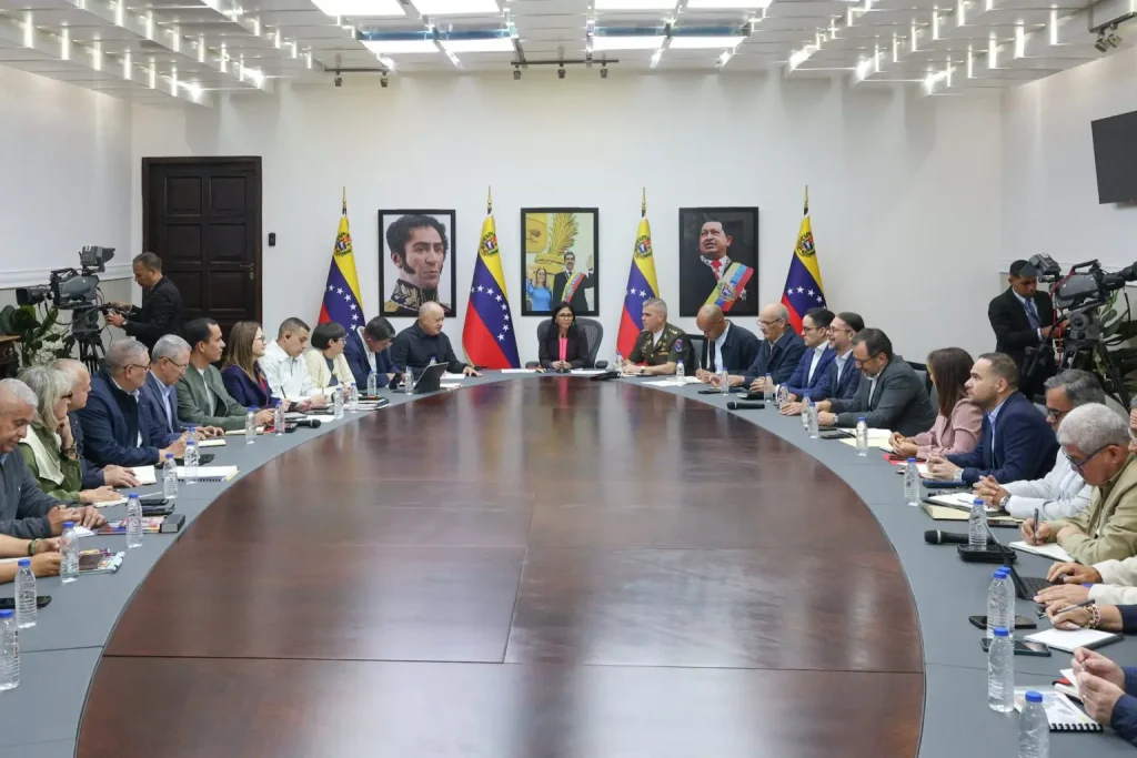 Acting President Delcy RodrĂguez presiding over Cabinet Council No. 758 at Miraflores Palace. Photo: Venezuela's Presidential Press Office.