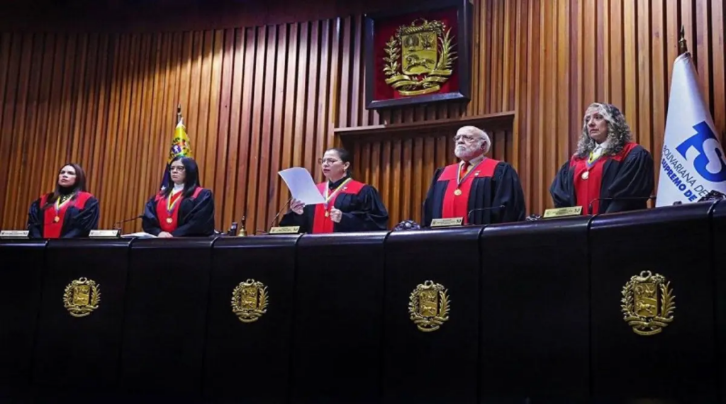 The Constitutional Chamber of Venezuela's Supreme Court convenes under exceptional circumstances to direct the presidential succession. File photo.