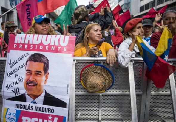 Venezuelans in one of many massive Chavista demonstrations demanding the release of President Nicolás Maduro. Photo: Boris Vergara/EFE/File photo.