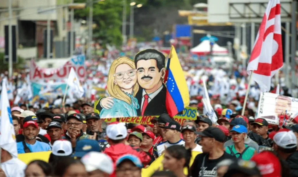 Venezuelans marching demanding the return of President Nicolas Maduro and his wife Cilia Flores in Caracas on February 3, 2026. Photo: IG/@carmenzerpa.psuvoficial.