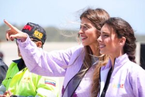 The head of the Return to the Homeland Plan, Camilla Fabri, receives a repatriation flight on Monday, February 15, 2026, at the Simón Bolívar International Airport in Maiquetía, La Guaira state, Venezuela. Photo: IG/@vueltalapatria.