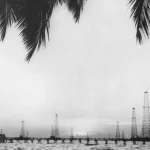Oil installations on Lake Maracaibo in Venezuela in 1935. Photo: Alamy.