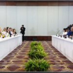 The meeting of the Commission for Coexistence and Peace was held at the Eurobuilding Hotel in Caracas. Photo: Fausto Torrealba/AVN.
