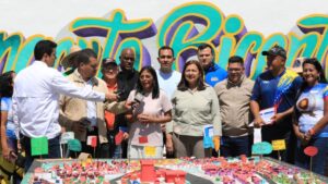 Venezuelan Acting President Delcy Rodríguez giving statements during a visit to the Guaicamacuto Commune in the Caracas-La Guaira old road on Thursday, February 19, 2026. Photo: X/@DrodriguezVen.