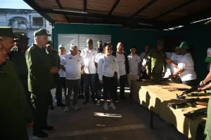 Cuban President Miguel Díaz-Canel receiving details about military structures and strategic objectives during his tour of defense-related institutions. Photo: Canal Caribe.