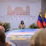 Venezuelan Acting President Delcy Rodríguez presides over a meeting with high-level Colombian officials at Miraflores Palace, Caracas, March 13, 2025. Photo: Presidential Press.