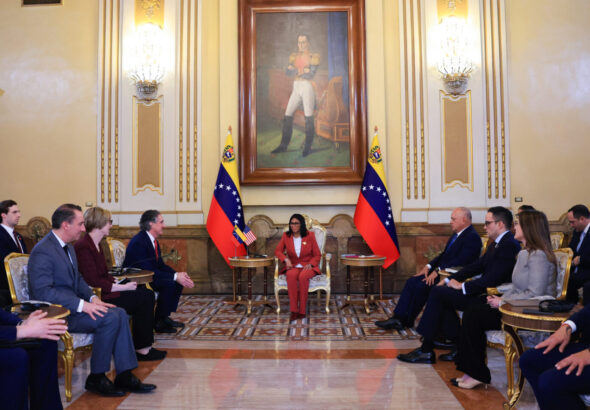 Venezuelan Acting President Delcy Rodríguez presiding over a meeting with US Interior Minister Doug Burgum at Miraflores Palace, Caracas, on Wednesday, March 4, 2026. Photo: Venezuelan Presidential Press.