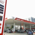 Car owners refuel at a gas station in Shijingshan district, Beijing on March 23, 2026, the day when the National Development and Reform Commission announced a temporary adjustment to refined oil prices. Photo: Li Hao/GT.