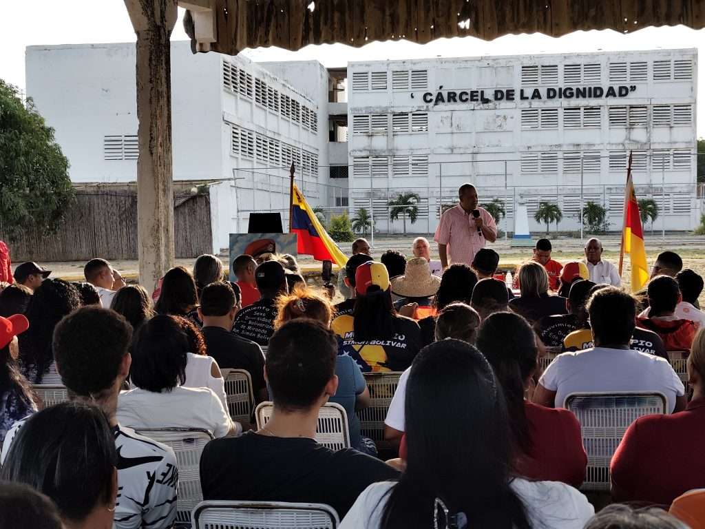 Event held at the Prison of Dignity in SimĂłn BolĂvar municipality, Miranda state, commemorating 32 years of the liberation of Commander Hugo Chávez from the prison. Photo: Airamy Carreño Espejo.