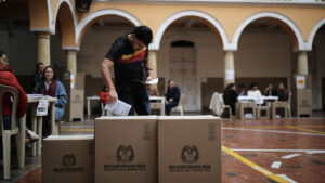 Colombians vote in the parliamentary elections on March 8, 2026. Photo: Esteban Vege La-Rotta/Anadolu Agency.