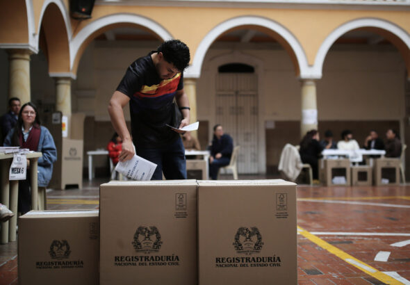 Colombians vote in the parliamentary elections on March 8, 2026. Photo: Esteban Vege La-Rotta/Anadolu Agency.