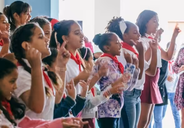 Cuban children singing at a school. Photo: Jaylen Strong.