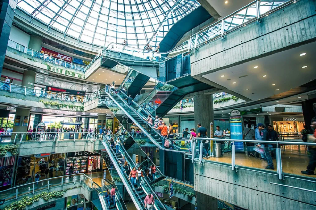 People in a shopping mall in Caracas. File photo.