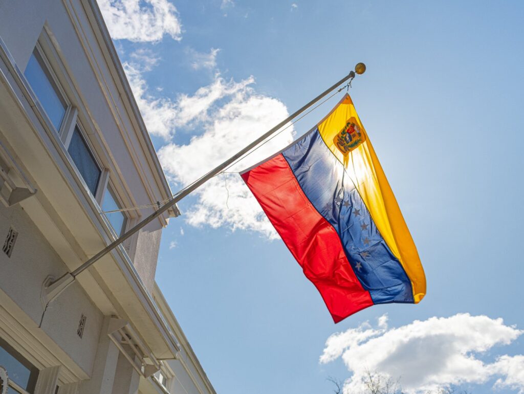 The Venezuelan flag flies on the Venezuelan ambassador's resident in Washington DC, March 28, 2026. Photo: X/@OliverBlanco.