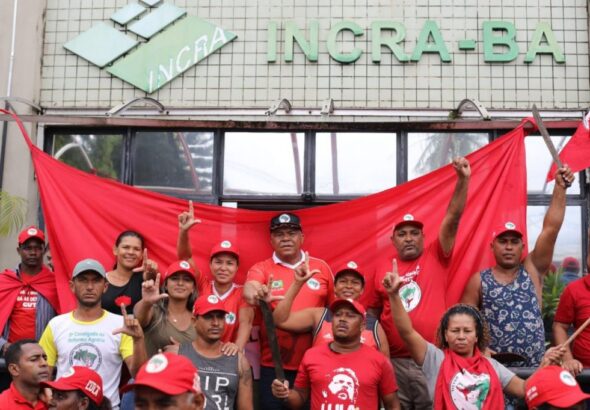 MST members hold a vigil outside the INCRA headquarters in Rio Grande do Sul, Brazil. Jonas Souza Santos/MST.