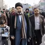 Mojtaba Khamenei with his children at a march in 2017. Photo: Wikimedia Commons.