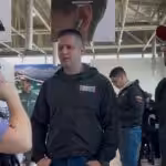 Melvin Maldonado, the new head of the Return to the Homland program receiving Venezuelan repatriated migrants at the Simon Bolivar International Airport on Wednesday, March 25, 2026. Photo: X/@minjusticia_ve.