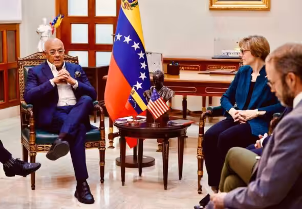 The US Chargé d’Affaires, Laura Dogu, visiting the National Assembly along with the delegation from the US Senate Foreign Relations Committee. Photo: Telegram.