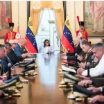 Venezuelan Acting President Delcy RodrĂguez meets the new high command of the Bolivarian National Armed Force in Miraflores Palace, March 19, 2026. Photo: Presidential Press.