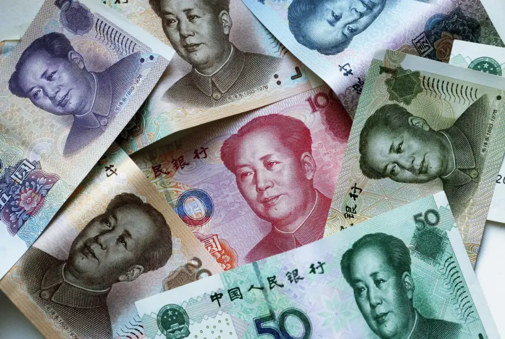 Various denominations of Chinese Renminbi (RMB) banknotes, which are the official currency of the People's Republic of China. Photo: Alexandr Demyanchuk.