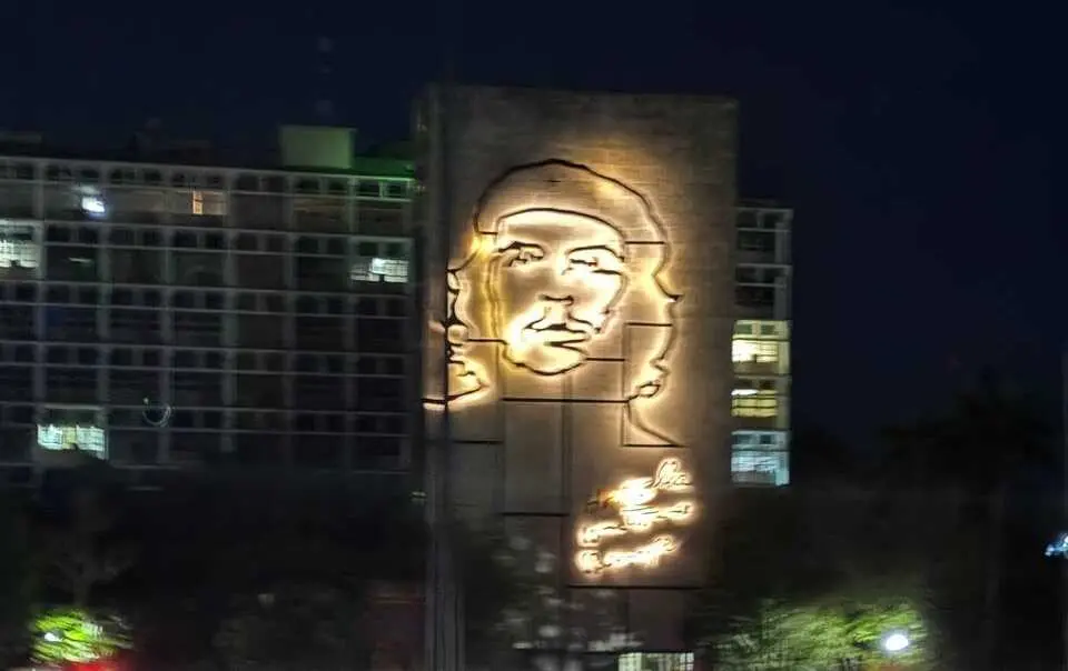 Mural of Che Guevara in Revolution Square, Havana, Cuba. Photo: Irene Zugasti.