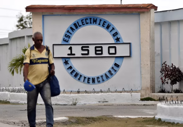 A person walks outside Penitentiary Establishment 1580 on Friday, April 3, 2026, in Havana, Cuba. Photo: Ernesto Mastrascusa/EFE.