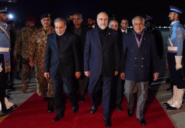 Iranian delegation led by Parliament Speaker Mohammad Baqer Qalibaf arrives in Islamabad for ceasefire talks with the American side. Photo: PressTV.
